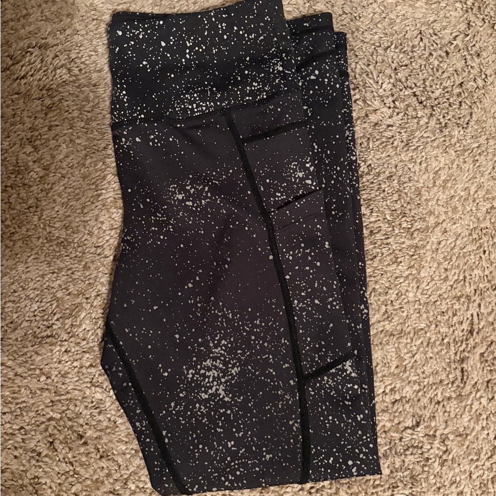 ZYIA Black and White Speckled Leggings